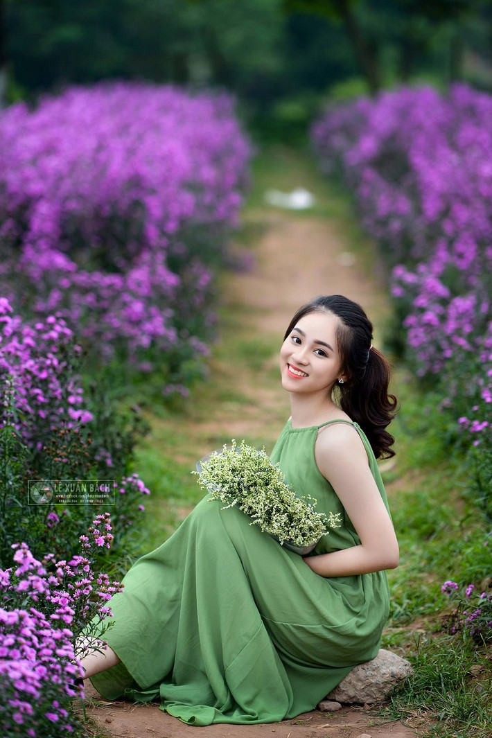 Tuy nhiên, với Ngọc Anh điều ưu tiên mà cô gái trẻ đặt lên hàng đầu vẫn là việc học tập và rèn luyện đạo đức thật tốt.