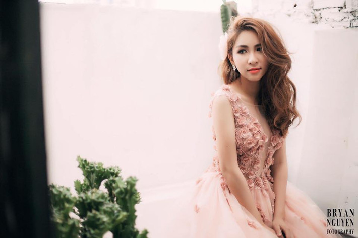Đam mê kinh doanh và yêu thích nghiệp mẫu ảnh, Thoa Trần đã từng thực hiện khá nhiều bộ ảnh tạo được tiếng vang cùng với nhiếp ảnh trẻ Bryan Nguyễn. Ảnh: Bryan Nguyễn.