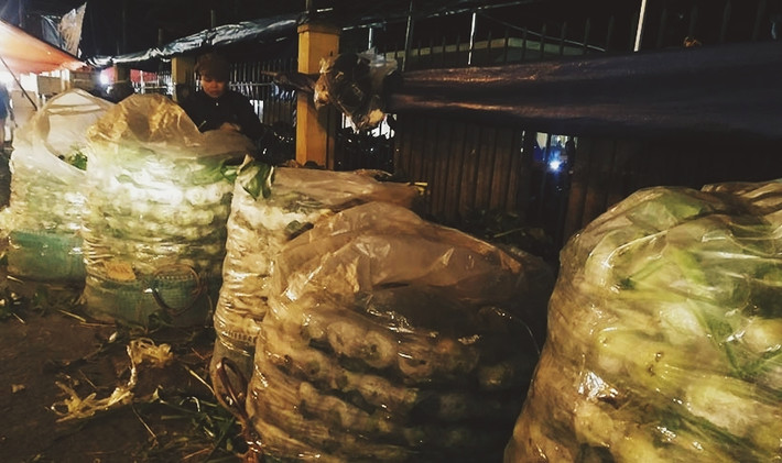 Đối với những người phụ nữ mưu sinh ở dưới khu vực chân cầu Long Biên, nếu có mong ước cho ngày 8/3, có lẽ họ sẽ không dành những điều ước cho riêng mình mà chỉ nghĩ đến gia đình.