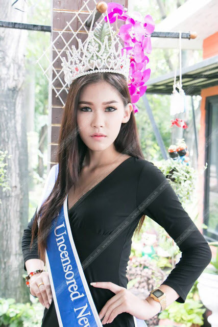 Sinh ra trong gia đình nghèo khó, sống trong một căn nhà rách nát ở khu phố ổ chuột, làm công việc bần hàn nhất… nhưng Mint may mắn có được nhan sắc đẹp, thân hình quyến rũ như người mẫu. Tham dự cuộc thi, cạnh tranh với nhiều người đẹp “sang chảnh” khác nhưng Mint chưa bao giờ cảm thấy tự ti bởi gia cảnh nghèo khó của mình.