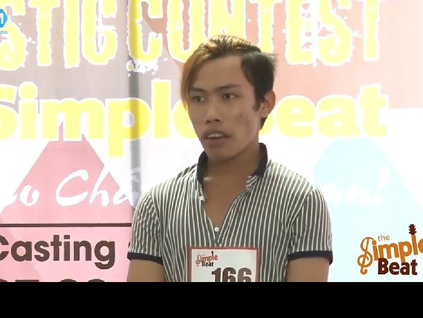 Cái tên Tùng Sơn hay "công chúa Thủy Tề" thời gian gần đây đã quá quen thuộc với cộng đồng mạng Việt. Với nhiều bạn trẻ, nhắc đến cái tên Tùng Sơn - "thảm họa mạng" mới nổi này đã tạo ra cho họ biết bao sự khó chịu, nhức nhối khi lập tức nghĩ ngay đến những hình ảnh khó coi, những chiêu trò thu hút sự chú ý trên mạng mà thanh niên này đã thực hiện trong suốt thời gian qua. Là một chàng trai quê xấu xí và hay đăng clip bị cho là "nhảm" trên Facebook, chỉ trong một khoảng thời gian ngắn Tùng Sơn, tên thật là Sơn Chanh Ni đã có bước "lột xác" nhanh đến chóng mặt.