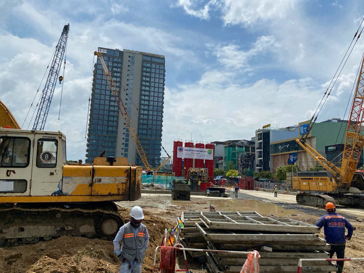 Một góc dự án Đà Nẵng Landmark Tower 1.600 tỷ đồng đang được xây dựng. (Ảnh: VietnamFinace).