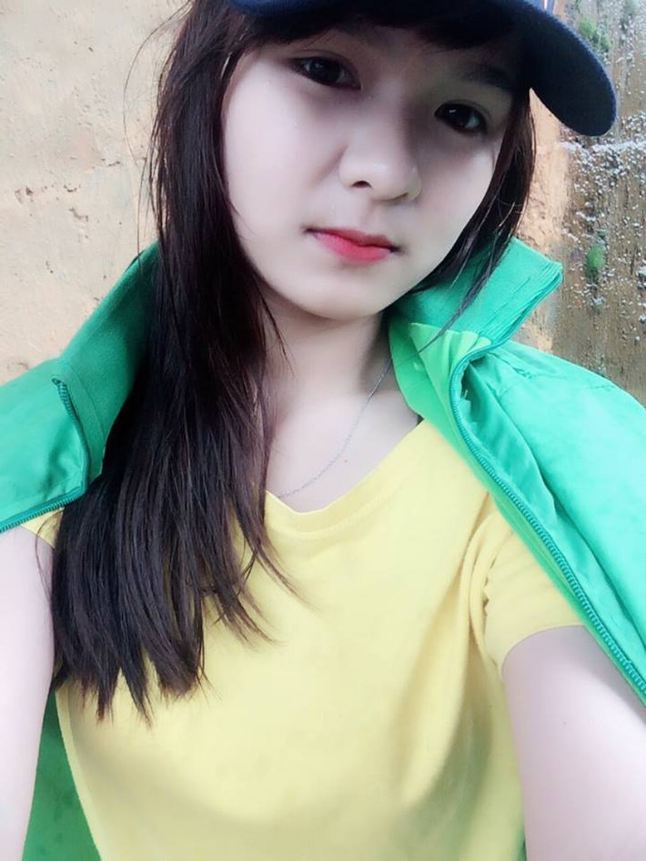 Các cặp song sinh bình thường tuy vẫn có những đặc điểm riêng để người khác dựa vào đó phân biệt, nhưng Thanh Hà và em gái Thanh Lan lại giống nhau 100% cả về ngoại hình lẫn tính cách. Hai chị Hà – Lan đều rất vui vẻ, nhí nhảnh và tinh nghịch giống nhau, chưa kể giọng nói cũng không quá khác biệt.