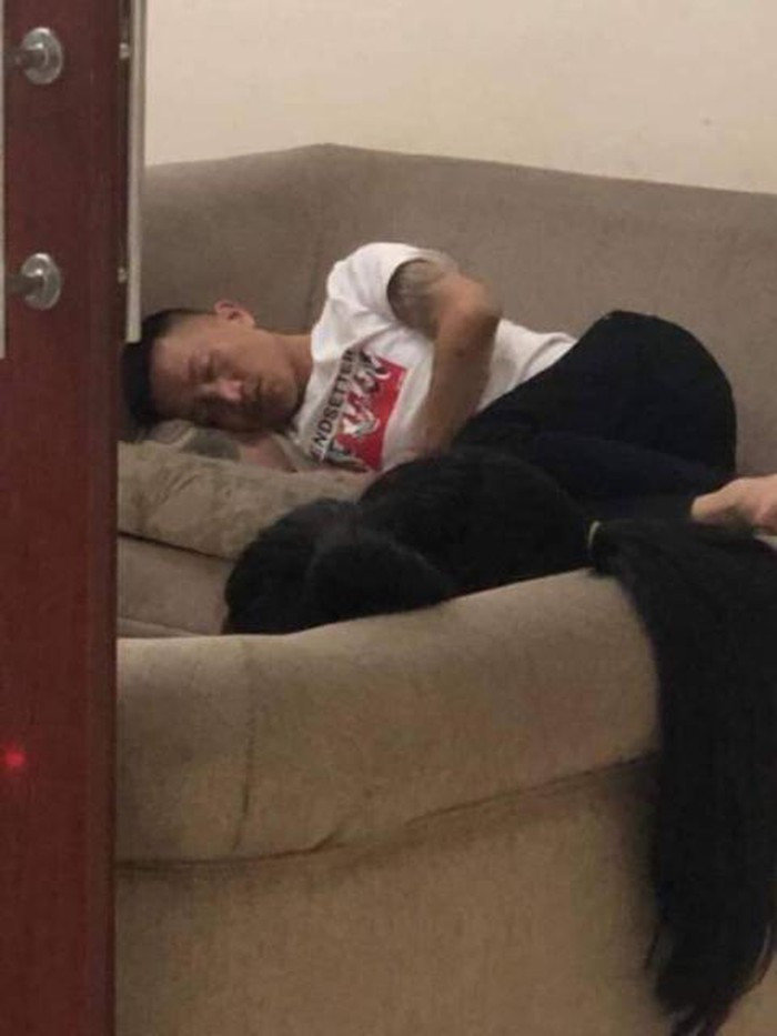 Mới đây (9/9), cơ quan chức năng quận Bình Thạnh (TP HCM) cho biết đã đưa Huấn "hoa hồng" đi cai nghiện bắt buộc sau khi cơ quan công an bắt quả tang Huấn thác loạn ở một tụ điểm ăn chơi trên địa bàn.