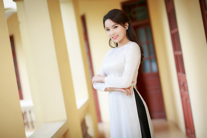Trong đợt từ thiện này, ba người đẹp đã hỗ trợ và trao tặng 236 suất quà cho các hộ nghèo, mỗi suất quà trị giá 700 nghìn đồng. Ngoài ra, Mai Phương Thúy tặng 50 triệu cho các hoạt động và phong trào của nhà trường và đoàn trường; 50 triệu cho quỹ học bổng khuyến học của nhà trường; trao 10 xe đạp trị giá 10 triệu đồng cho 10 em học sinh.