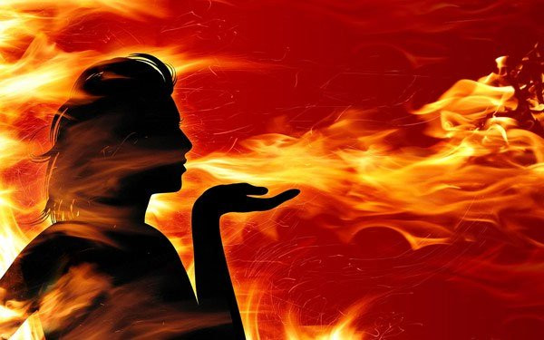 Lửa do một thế lực siêu nhiên tạo ra: Lửa được coi là một phát kiến lớn nhất của con người. Sự xuất hiện của lửa giúp con người tiến những bước vượt bậc, thành văn minh như ngày nay. Thời kỳ đầu tiên, không ai biết lửa từ đâu sinh ra, họ chỉ biết lửa được tạo ra do sự cọ xát các cành cây khô với nhau. Năm 1669, nhà giả kim thuật - Johann Joachim Becher cho rằng lửa được tạo ra nhờ một thứ gọi là "nhiên tố". Theo đó, ông cho rằng Trái đất tồn tại một số vật chứa nhiên tố mới có thể bị bốc cháy khi đốt, những thứ còn lại thì không. Lý thuyết này đã được tất cả mọi người thừa nhận và tin theo trong gần 100 năm. Tận khi con người khám phá ra khí Oxy thì con người mới tìm ra nguồn gốc thực sự của ngọn lửa.