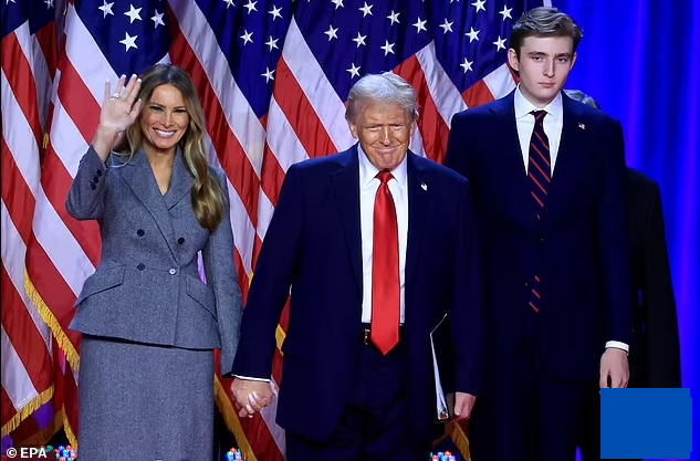 Sau khi thắng cử, ông Donald Trump đã có bài phát biểu dài khoảng 25 phút trước người ủng hộ ở bang Florida. Vị Tổng thống Mỹ tương lai thứ 47 cam kết sẽ "chữa lành" và "đem lại thời kỳ huy hoàng" cho đất nước. Ảnh: EPA.