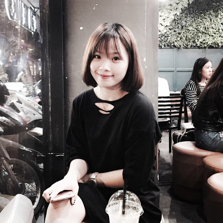 Ở tuổi 19, khi rời sân cầu lông Thùy Linh lại trở về với hình ảnh một cô gái xinh xắn, dễ thương, bẽn lẽn khi gặp người lạ nhưng lại rất chân thành, cởi mở khi tiếp xúc với những người "hợp cạ". Người ta gọi Thùy Linh là hoa khôi cầu lông Việt Nam bởi ngoại hình xinh đẹp, nổi bật kể cả trên sân thi đấu lẫn ngoài đời thường. Cô gái 19 tuổi sở hữu làn da trắng hồng, khuôn mặt xinh xắn, dễ thương và mái tóc ngắn hiện đại.