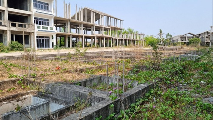 Dự án được định hướng là khu đô thị 4.0, khu đô thị xanh kiểu mẫu đầu tiên tại Quảng Nam nhưng đến nay hoàn thiện theo kiểu dở dang. (Ảnh: Tiền Phong).