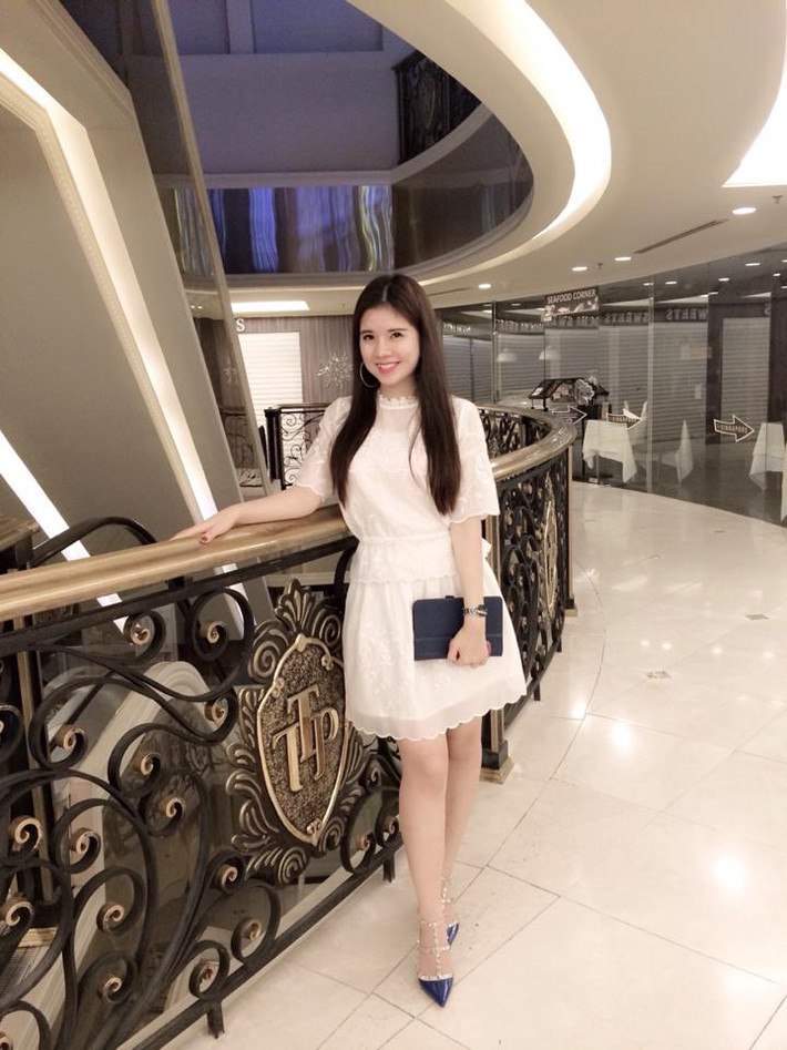 Hiện tại, do lịch bay khá kín và vất vả nên Ngọc Quỳnh cho biết cô luôn cố gắng thu xếp quỹ thời gian của mình sao cho thật hợp lý. Thời gian rảnh rỗi, cô nàng luôn muốn dành cho gia đình, bản thân... còn chuyện tình cảm, Ngọc Quỳnh cho biết hiện cô vẫn chưa nghĩ đến.