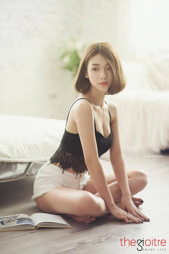 Hải Anh chia sẻ thêm: “Hàn Trang ấy, ngoài những sự ngang tàng trong tình bạn, bạn ấy cũng như người chị gái của mình. Chị hay tâm sự, chỉ bảo cho mình khá nhiều thứ..Mình nũng níu bạn ấy hoài".