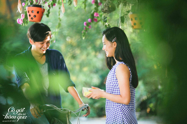 Miu Lê cho biết, ngoại hình và tính cách của cô nữ sinh Việt An trái ngược hoàn toàn với sự mạnh mẽ, quậy phá ngoài đời của mình nên nữ diễn viên phải kiềm chế bản thân rất nhiều khi hóa thân trong vai diễn này.