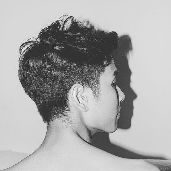Diệc Phàm cũng là ca sĩ - nhạc sĩ, rapper, người mẫu và trong tương lai gần sẽ là nhà thiết kế thời trang.