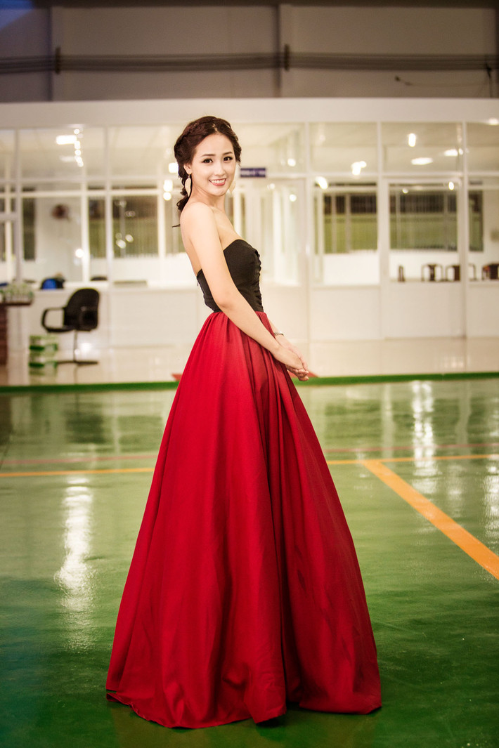 Bởi vậy, chuyện tình cảm của Mai Phương Thúy vẫn khiến công chúng hiếu kỳ và chờ đợi.