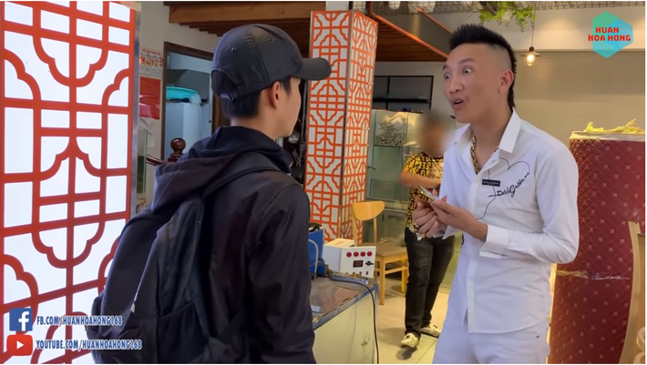 Các hoạt động như đòi nợ, tín dụng đen được Huấn "hoa hồng" công khai trên trang cá nhân.