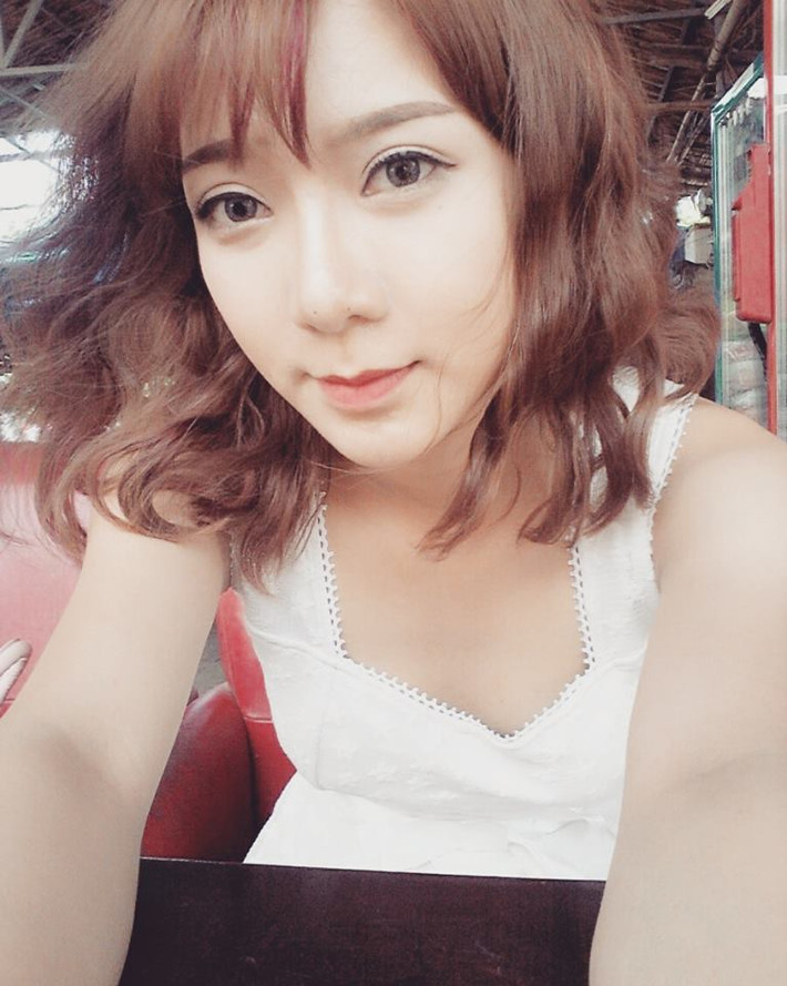 Sau khi chỉnh sửa mặt, Tuyết Nhung tiếp tục đi hút mỡ đùi để thân hình trở nên thon thả, nữ tính hơn. Hiện tại, để duy trì một thân hình đẹp và khỏe khoắn, Tuyết Nhung rất chịu khó tập luyện hàng ngày. Khuôn mặt và thân hình đẹp hiện như đã trở thành một món quà vô giá, khiến Tuyết Nhung yêu và biết chăm sóc sức khỏe, bản thân mình nhiều hơn.