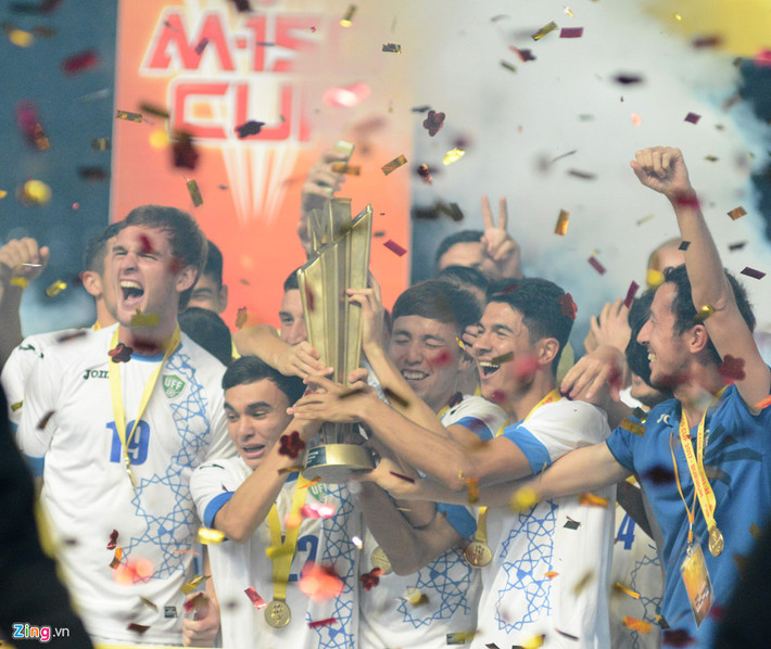 U23 Uzbekistan, đội bóng khởi đầu khó khăn với trận hòa vất vả 2-2 trước U23 Myanmar lên ngôi vô địch giải Giao hữu quốc tế 2017 tại Buriram, Thái Lan.