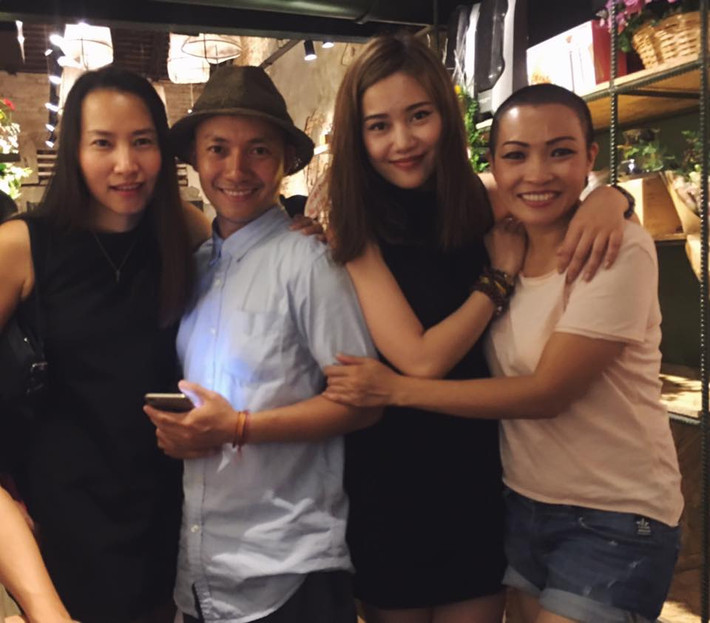 Và cô "người yêu mới" đó của Tiến Đạt được dân mạng, các fan đoán đó chính là Milan Phạm, người đồng hành và rất thân thiết với chàng rapper này trong chuyến đi vừa qua. Dù nhiều người cho rằng đây sẽ là một cặp đôi rất tuyệt vời tuy nhiên tất cả mới chỉ dừng lại ở mức độ tin đồn, cả Tiến Đạt và Milan Phạm đều chưa công khai hay xác nhận về điều này. Chỉ biết rằng hiện tại khán giả vẫn đặt ra nhiều câu hỏi dạng như: Milan Phạm bận rộn với công việc người mẫu, trong khi đó Tiến Đạt cũng mới kết thúc chuyện tình 9 năm gây xôn xao làng giải trí suốt một thời gian dài... liệu hai người đã sẵn sàng để đến với nhau.