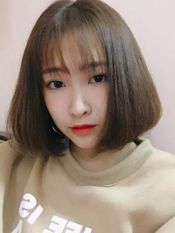 Thiếu nữ xinh đẹp này hiện đang là sinh viên ĐH Kinh doanh Công nghệ Hà Nội.