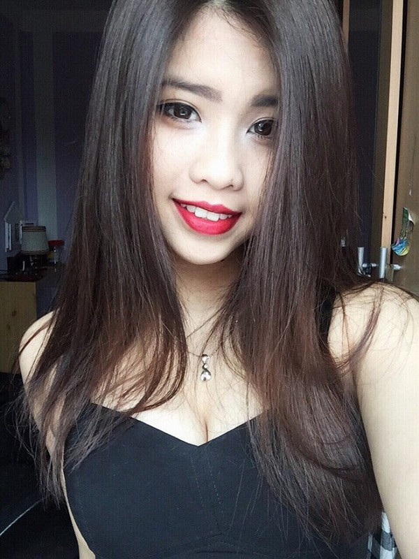 Cô bạn chính là nhân vật chính trong bức ảnh mới chụp trong ngày vui của mình.