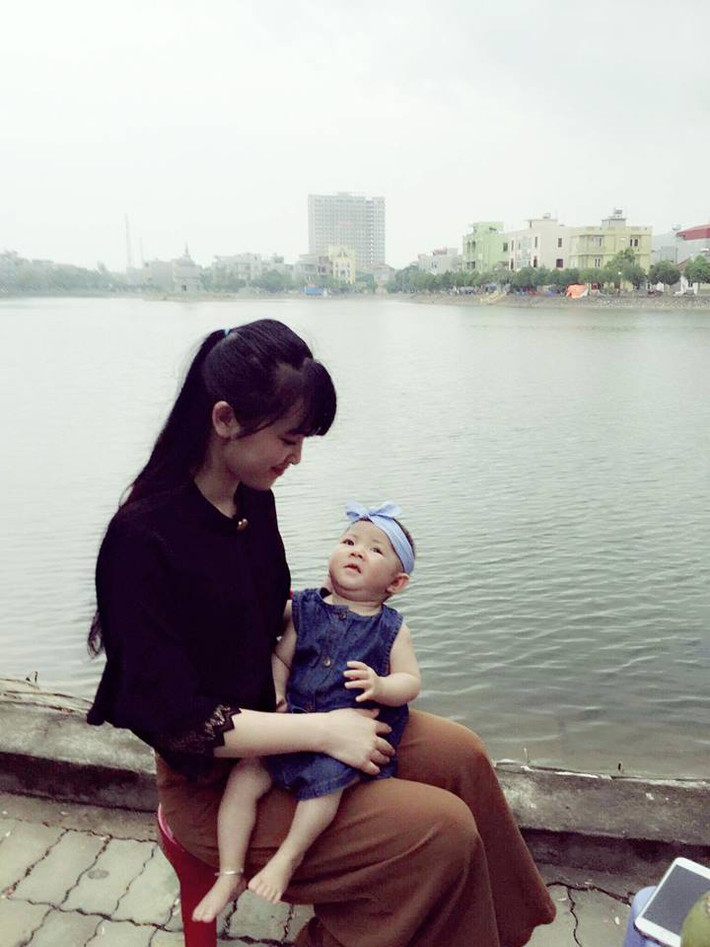 Sau hơn 1 tháng kể từ thời điểm Phạm Thanh Tâm, cô gái 25 tuổi nhận nuôi dưỡng, chăm sóc Yến Nhi, hiện tại bé gái 14 tháng chỉ nặng 3,5kg ngày nào đã khỏe mạnh, bụ bẫm hơn khác hẳn với trước đây. Gần nhất, Thanh Tâm bế Yến Nhi đi lễ chùa và chụp ảnh để cho những nhà hảo tâm, những người khác quan tâm tới bé Yến Nhi biết được tình hình sức khỏe của bé và thêm yên tâm.