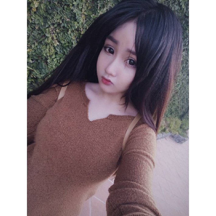 Để quen dần với kiểu tập luyện này, Minh Anh đã phải tốn khá nhiều thời gian để chia nhỏ các ca tập của mình. Thời gian đầu, Minh Anh chỉ nhảy 2-300 cái mỗi ngày, chia làm nhiều lần.