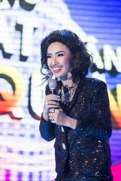 Trong lần giả trai thứ hai, Ái Phương cũng thành công xuất sắc khi trở thành bản sao của nam ca sĩ Tuấn Anh với ca khúc "Lạ lắm".