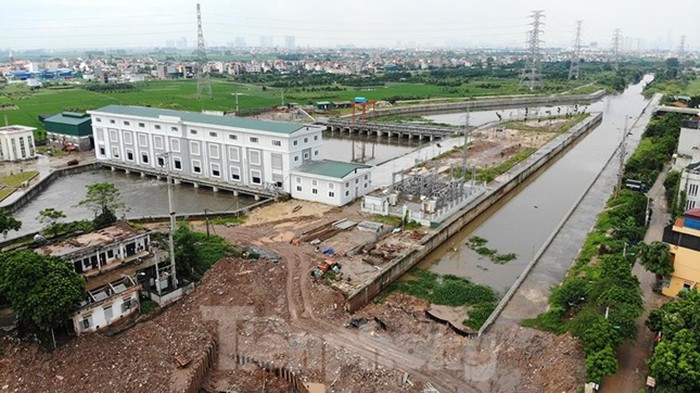 Chủ đầu tư là Sở Nông nghiệp và Phát triển nông thôn Hà Nội. Đây là một trong các dự án trọng điểm của TP Hà Nội với tổng mức đầu tư hơn 4.700 tỷ đồng. (Ảnh: Tiền Phong).