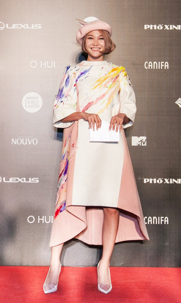 Fashionista Diệp Linh Châu cũng góp mặt trong sự kiện.