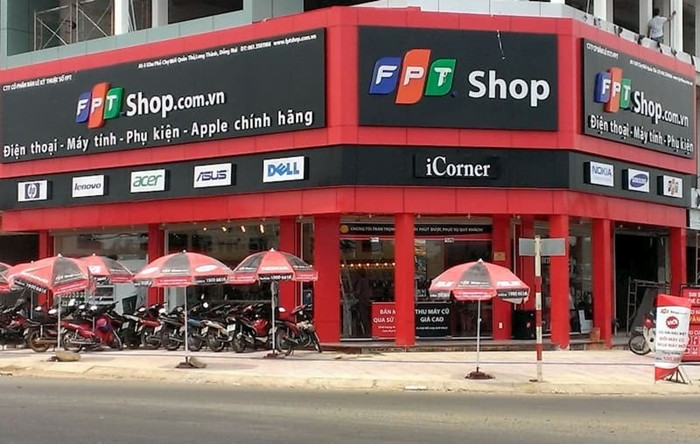 Khách hàng đề nghị được nhận máy về, FPT Shop đồng ý và nói sẽ liên hệ với Apple để trả lại máy cho khách hàng trong vòng 2 ngày làm việc. Thế nhưng, liên tục FPT Shop “hẹn lần, hẹn lượt” vẫn không trả máy đúng thời gian cho khách hàng. (Ảnh minh họa).