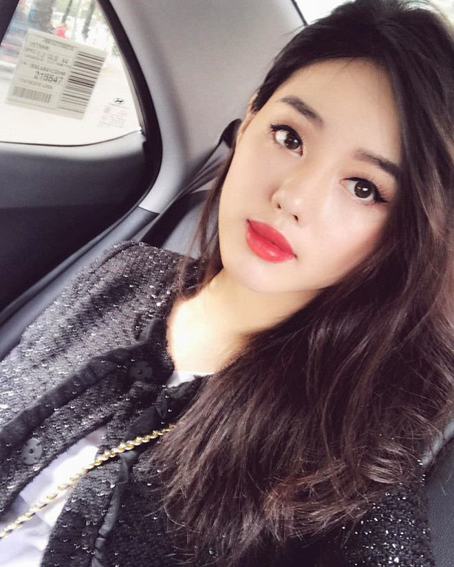 Cô là người mẫu thời trang quen thuộc của nhiều thương hiệu thời trang tại Hà Nội.