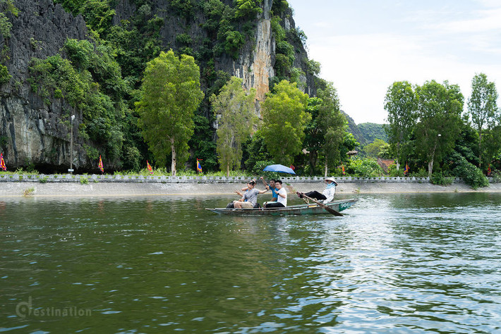 Không khí trong lành, khung cảnh tuyệt đẹp, Tam Cốc thật sự là một tạo hóa của thiên nhiên.