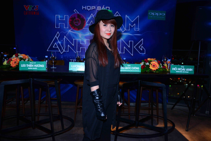 Nhạc sĩ Lưu Thiên Hương tiếp tục ngồi ghế nóng một gameshow mới.
