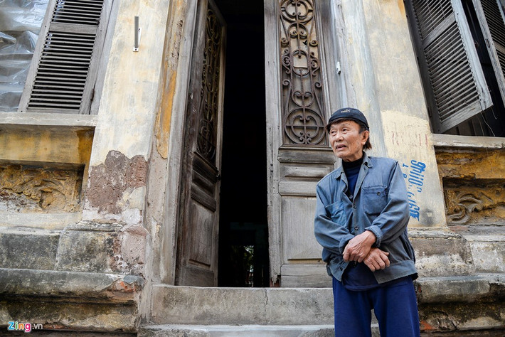 Tuy nhiên cũng hơi tiếc vì ngôi nhà không được nguyên vẹn, gắn liền với nhiều kỷ niệm của gia đình.