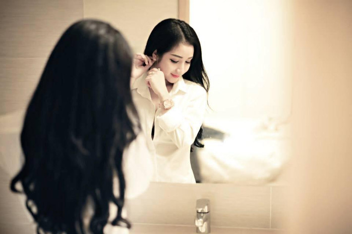 Hình ảnh đời thường trẻ trung, gợi cảm của cô đồng Dương Trà My.