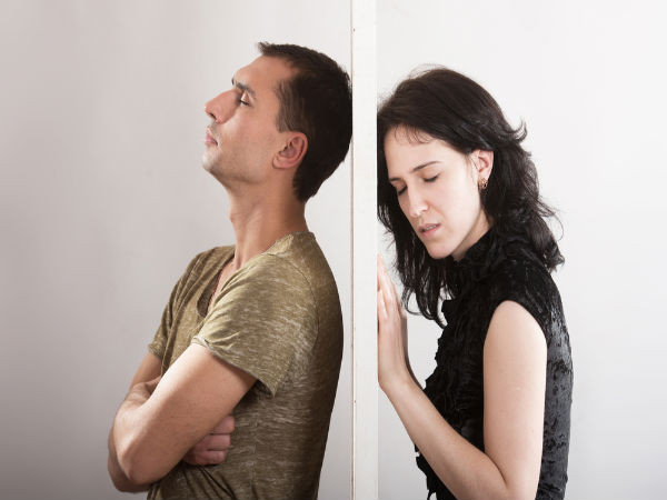 Sự kiểm soát sẽ đẩy mâu thuẫn gia đình bạn lên và có nguy cơ làm tan vỡ hạnh phúc gia đình bạn.