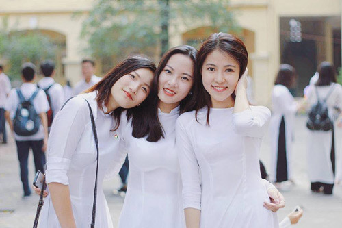 Minh Thư là mẫu ảnh quen thuộc.