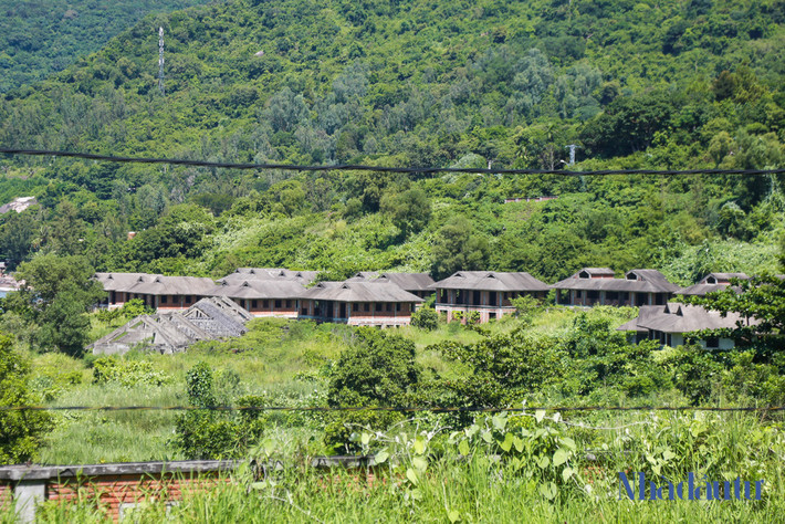 Dự án Sontra Resort & Spa do Công ty CP đầu tư Đà Nẵng Sơn Trà làm chủ đầu tư, với tổng số vốn khoảng 20 triệu USD. Dự án có diện tích đất 140.300m2, diện tích mặt nước 208.200m2 (bán đảo Sơn Trà, phường Thọ Quang, quận Sơn Trà). (Ảnh: Nhà đầu tư).
