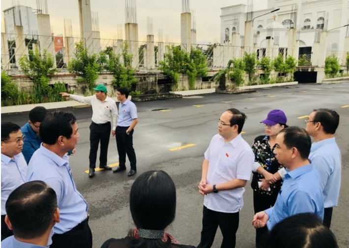 Tổ liên ngành sẽ kiểm tra việc chấp hành pháp luật đối với dự án về thủ tục đầu tư, đất đai, việc giao và cho thuê đất, nghĩa vụ tài chính người sử dụng đất đối với nhà nước. (Ảnh: Đoàn đại biểu Quốc hội tỉnh Đồng Nai khảo sát tại dự án vào năm 2022: Nguồn Báo Đồng Nai).