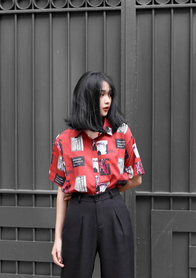 Phương Vy cao 1,67 m, có sở thích chụp ảnh. Cô cũng là gương mặt được nhiều nhãn hàng thời trang lựa chọn để chụp ảnh mẫu, quảng cáo sản phẩm.