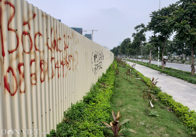 Dự án được Tasco khởi công ngày 15/2/2009, tuy nhiên đã bị giãn tiến độ nhiều năm đến tháng 4/2017 mới hoàn thành.