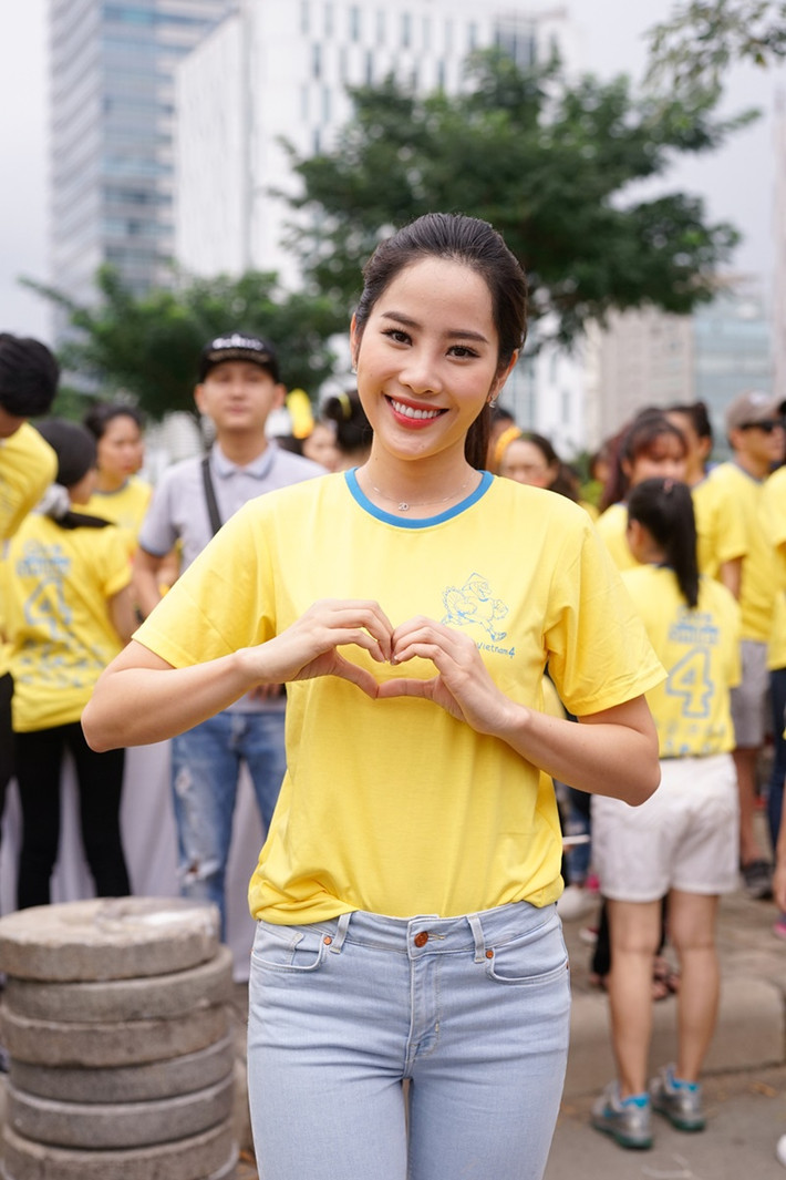 Top 8 Hoa hậu Trái đất Nam Em.