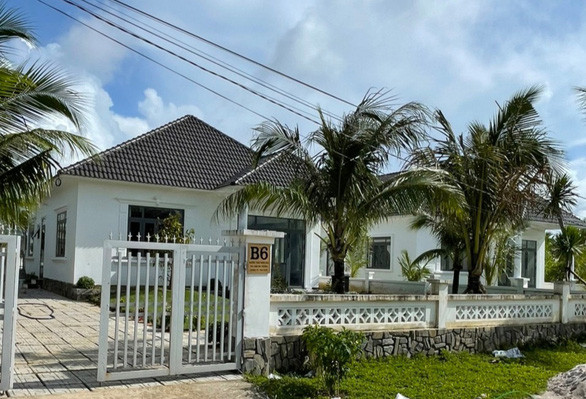 Hầu hết các căn biệt thự xây dựng trái phép gần như đã hoàn thiện.