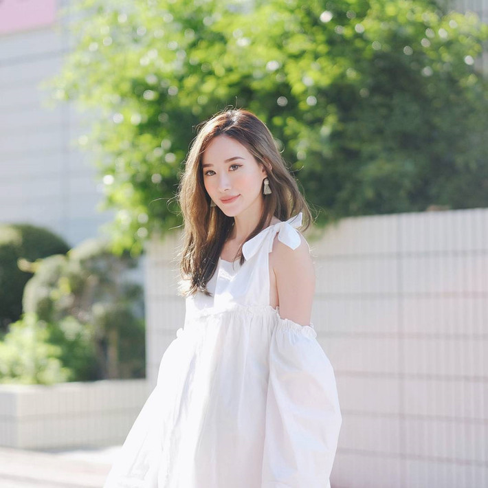 Xinh đẹp, tài giỏi, Elle không chỉ được cánh mày râu yêu mến mà còn là hình tượng nhiều cô gái hướng đến.