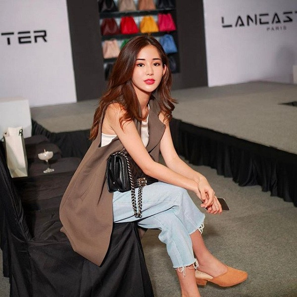 Không những thế, cô nàng hot girl Malaysia còn thường xuyên được mời tham dự những show thời trang lớn trên thế giới.