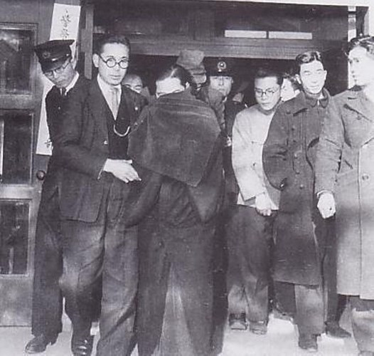 12. Bà đỡ đẻ người Nhật Miyuki Ishikawa có thể đã sát hại tới 169 sinh linh. Bà ta là giám đốc bệnh viện phụ sản Kotobuki vào thập niên 1940. Bà quyết định giết hại trẻ sơ sinh của những cặp vợ chồng không đủ tiền nuôi con mà quỹ nhân đạo thì không đủ./.