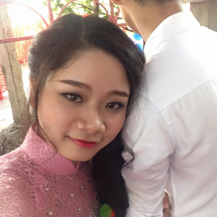 Người đẹp Nha Trang chia sẻ: "Công việc của tôi thuận lợi hơn rất nhiều. Tôi tự tin hơn khi giao tiếp với đối tác, khách hàng. Người yêu thì thương tôi hơn và tôi cũng có khá nhiều người theo đuổi, chứ như lúc trước thì người yêu của tôi khá vô tâm. Cuộc sống của tôi vui vẻ, hạnh phúc hơn".