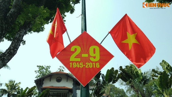 Hà Nội những ngày này thật rực rỡ.