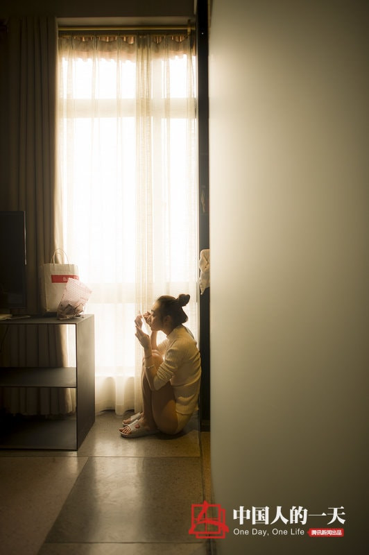 Nữ sinh của học viện Hồ Nam luôn là tâm điểm tuyển dụng cho tất cả các công ty hàng không Trung Quốc. Chính vì vậy, để yêu một nữ sinh của trường không phải là điều dễ dàng với đám thanh niên.
