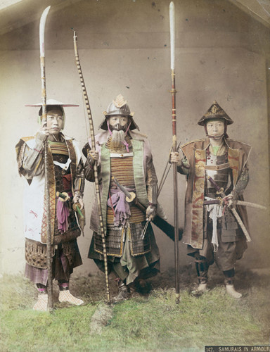 Vào thời kì hoàng kim, số lượng samurai chiếm 10% dân số Nhật Bản.